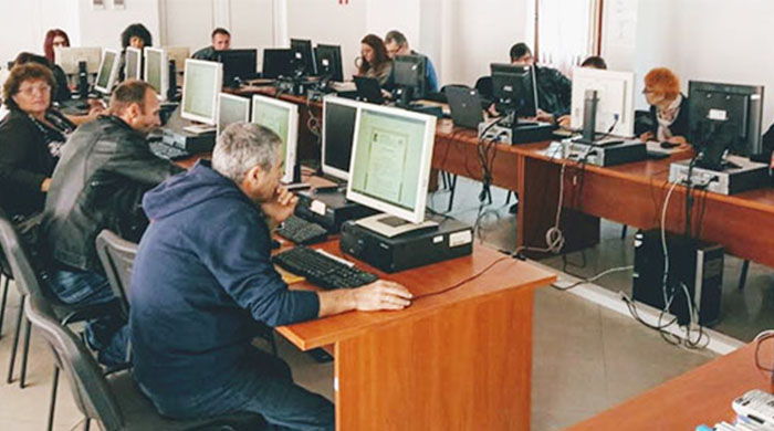 Продължават обученията на учители-историци в НЦПКПС